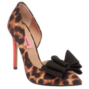 Betsy Johnson Leopard Print d’Orsay Evening Pump